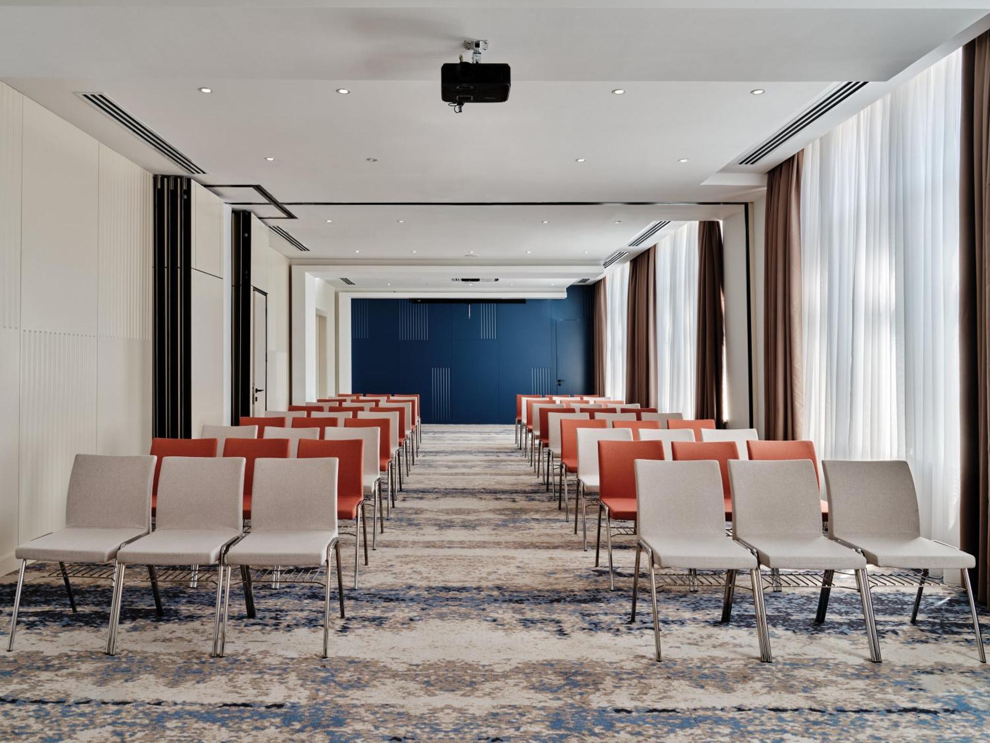 Crowne Plaza Tashkent By Ihg Hotel Eksteriør billede